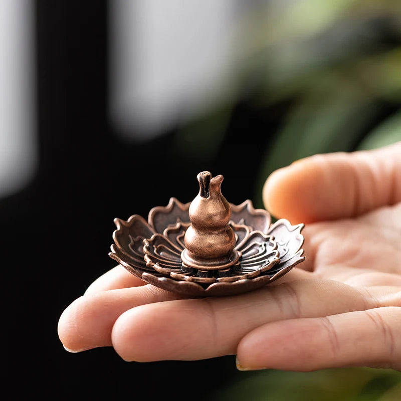Lotus Wu Lou Incense Holder